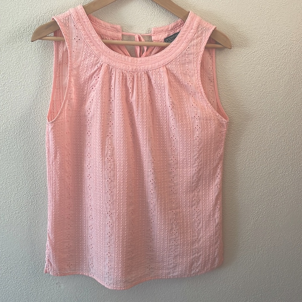 Papermoon for Stitchfix sleeveless eyelet top | peach/light pink | Size Medium
